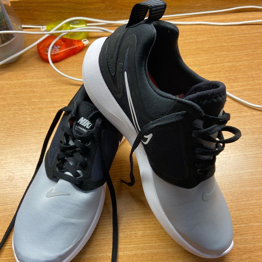 nike lunarsolo running sneakers